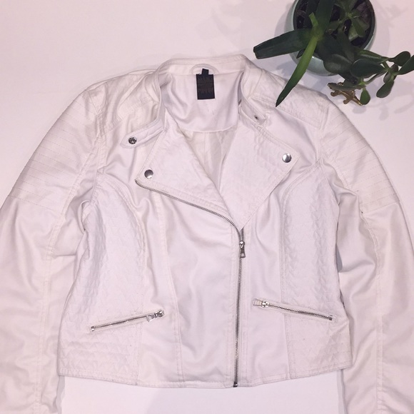 Woman White Biker Jacket - Picture 1 of 3